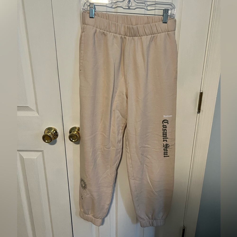Hollister Women's Medium Ultra‎ High Rose Beige Cosmic Soul Sweatpants